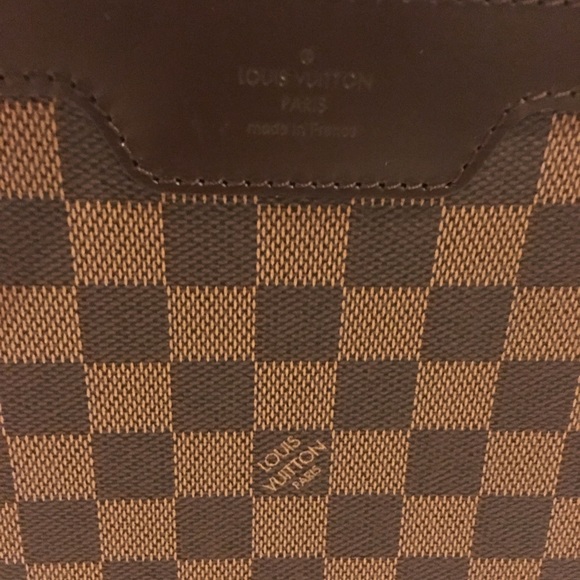 Louis Vuitton luggage large - Picture 1 of 8